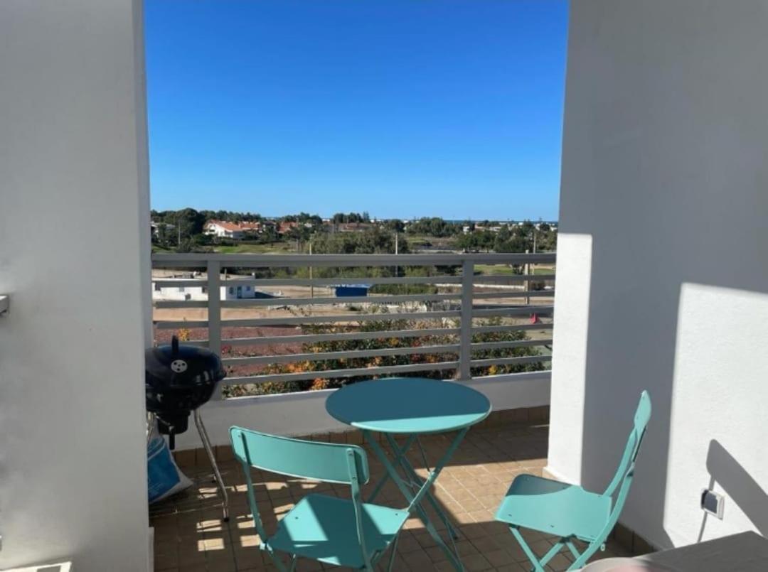 Grand Appartement Vue Golf A 2 Min De La Plage ブズニカ エクステリア 写真